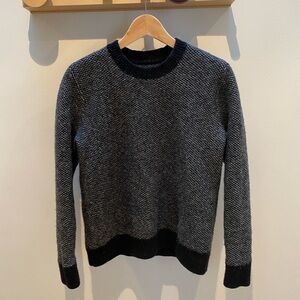 Abercrombie & Fitch Men's Charcoal and Black Crewneck Sweater